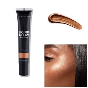 Anastasia Beverly Hills Liquid Glow highlighter Patina